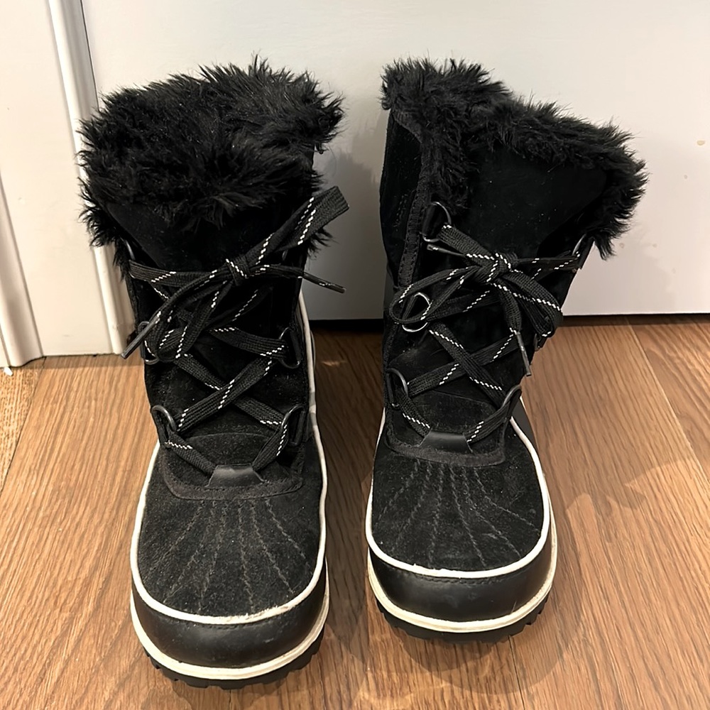 Black Sorel Winter Boots, size 6.5